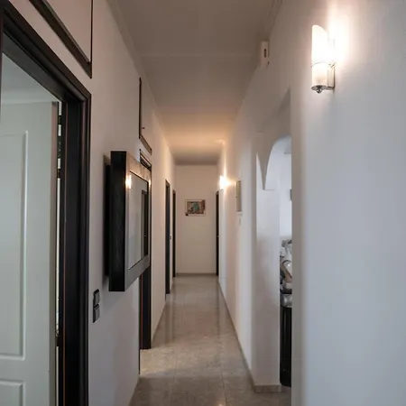 Albireo Luxury Villa *